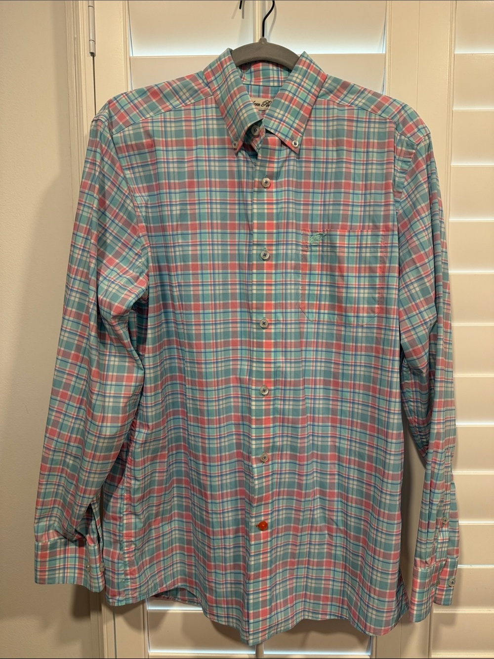 Southern Point Men's Casual Plaid Button-Down Shirt in Teal and Pink
